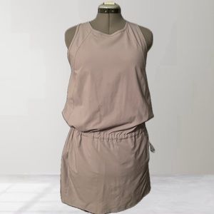 ARCTERYX sleeveless short dress Medium light pink